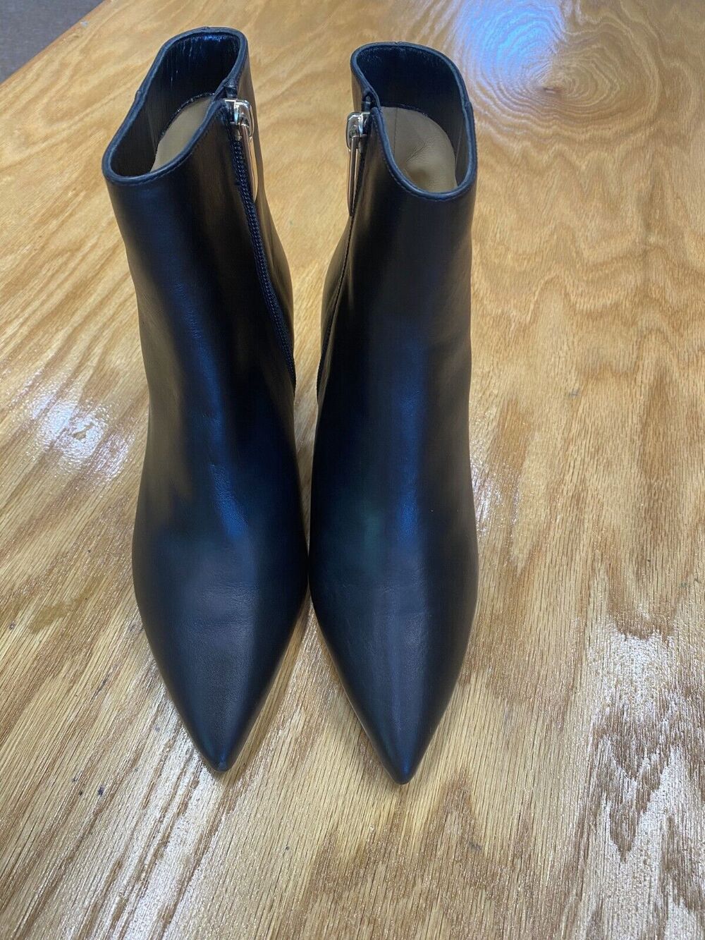 L'agence Women's 6.5 Black Leather Zipper Pointed Toe Stiletto Ankle Boots S65